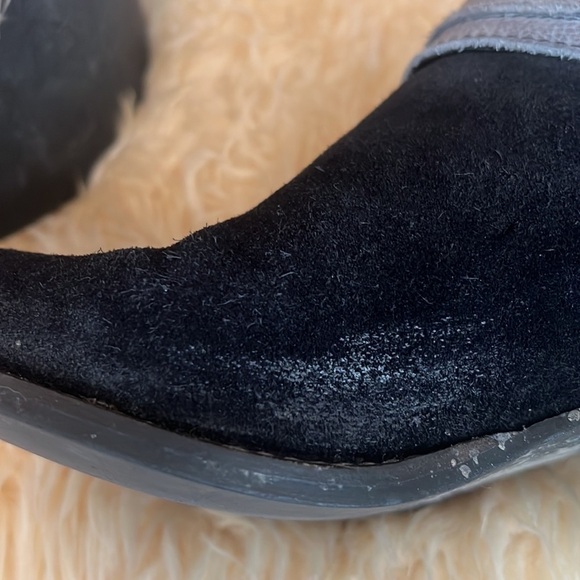 Rebels Black Suede Cut Out Ankle Booties Sz-7.5 - Picture 9 of 14